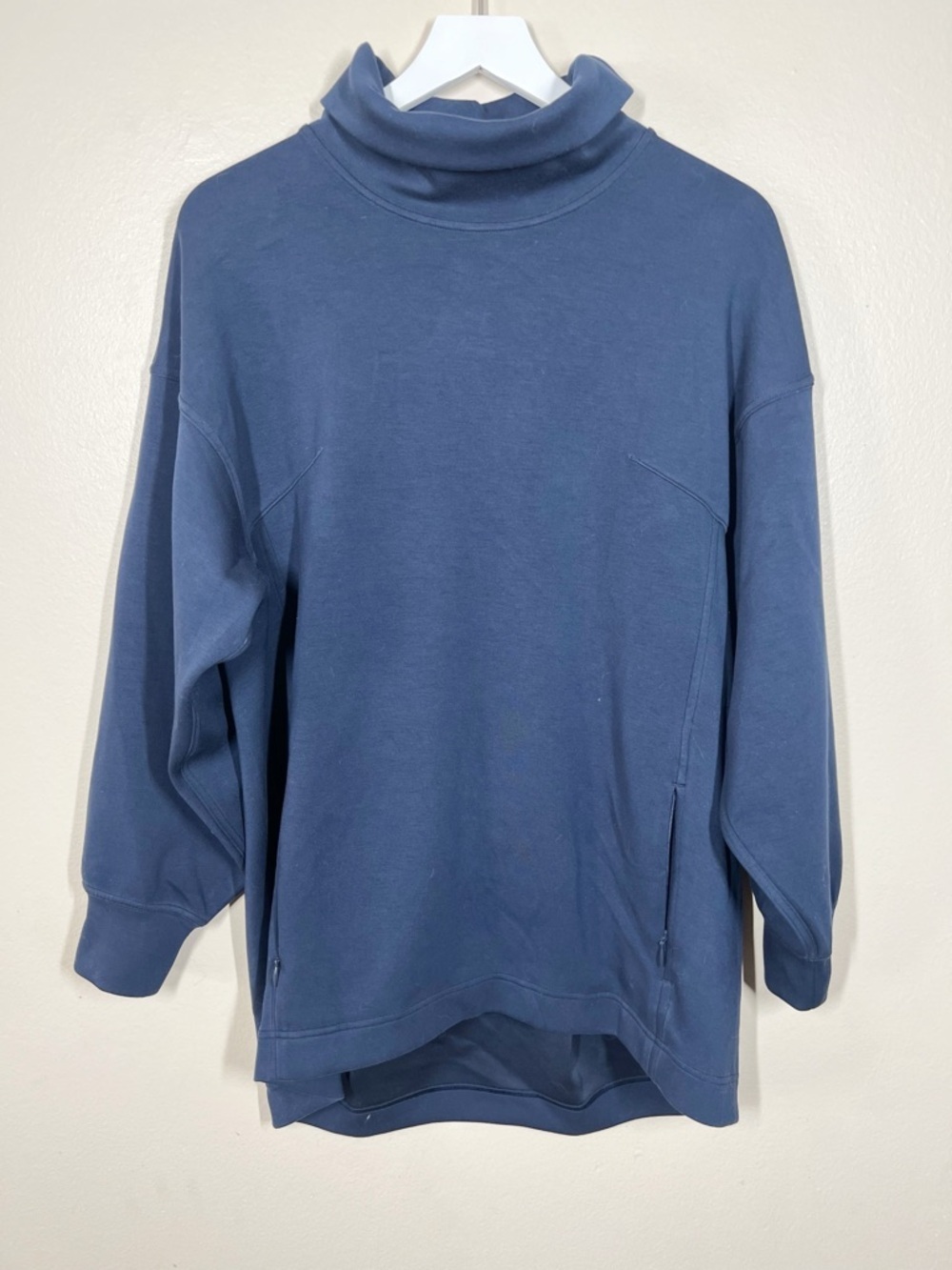 Lululemon Womens Modal-Blend Turtleneck Tunic Long Sleeve Shirt True Navy Size 8